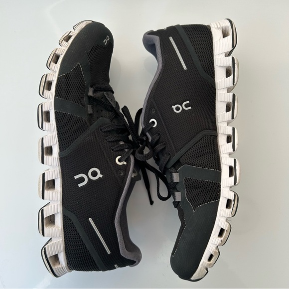 Swiss Engineering On Women's Cloud 5 Black Running Shoes/Sneakers (Size 9.5) - Picture 3 of 10